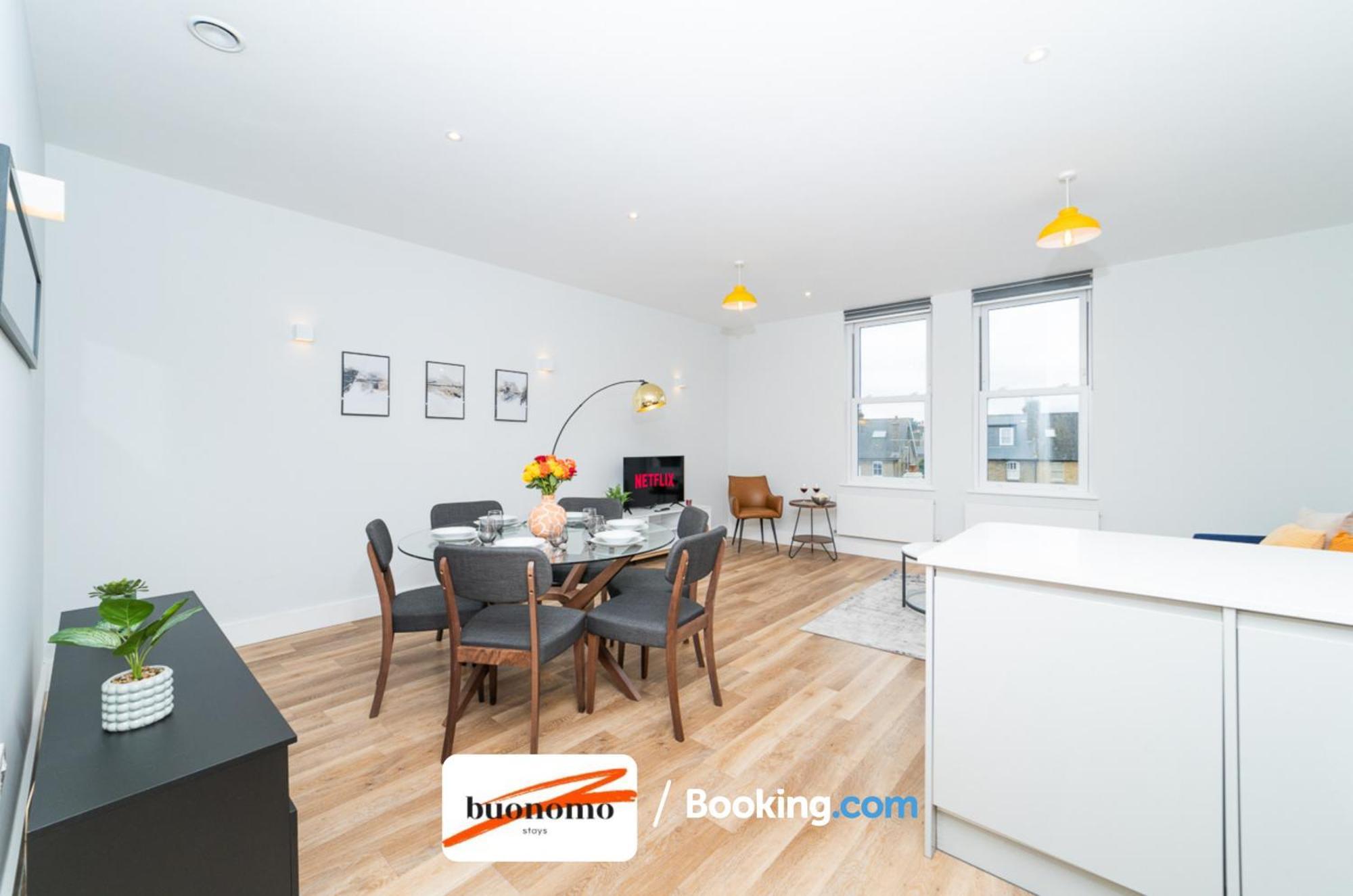 Two Bedroom Apartment At Buonomo Stays Short Lets & Serviced Accommodation Close To Wimbledon Tennis Courts London Exterior photo
