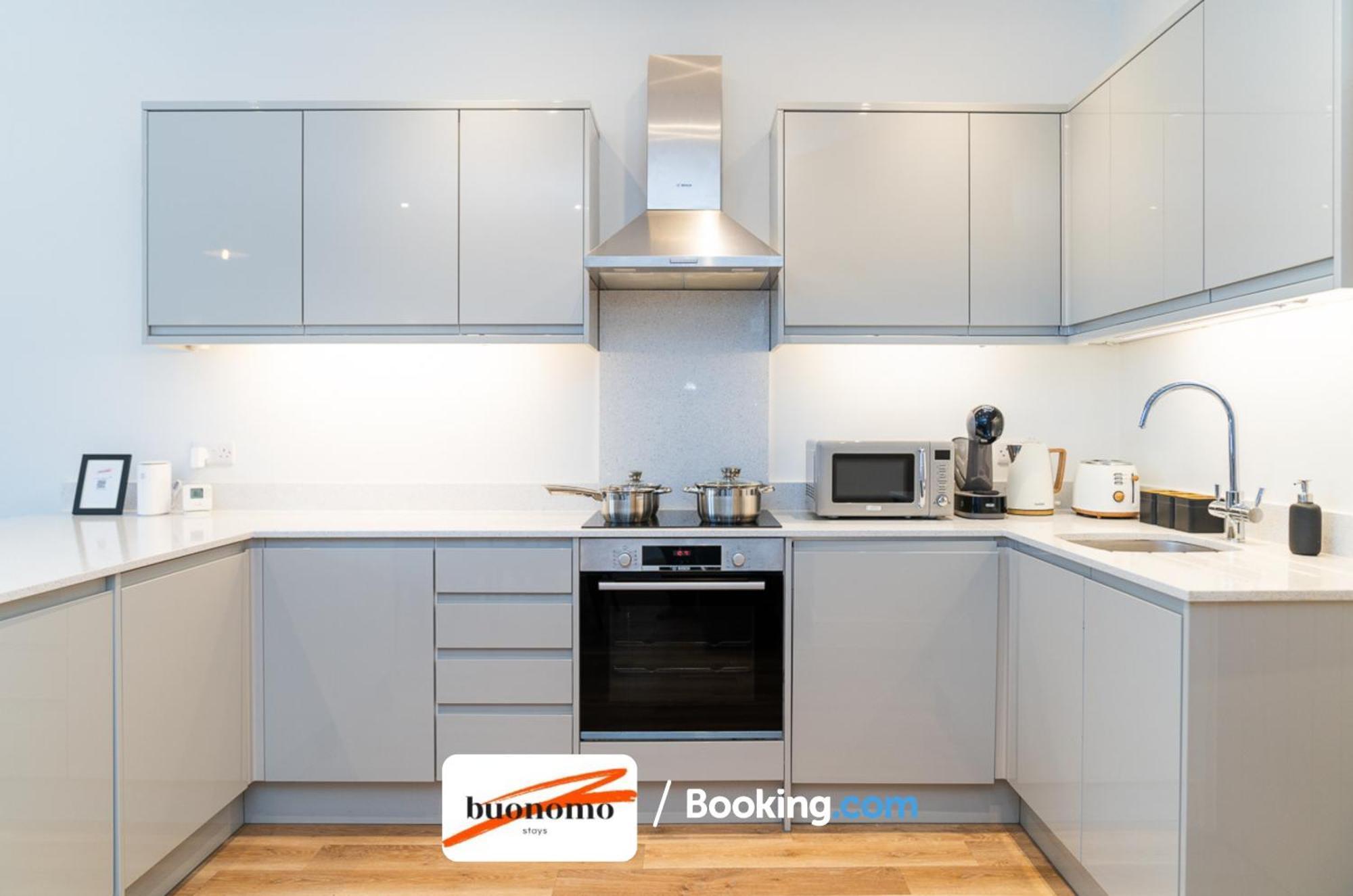 Two Bedroom Apartment At Buonomo Stays Short Lets & Serviced Accommodation Close To Wimbledon Tennis Courts London Exterior photo