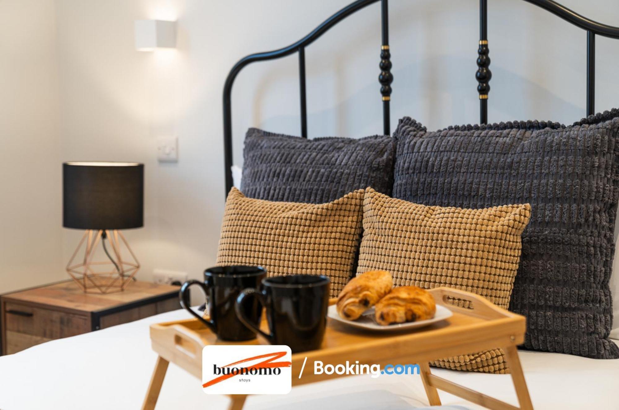 Two Bedroom Apartment At Buonomo Stays Short Lets & Serviced Accommodation Close To Wimbledon Tennis Courts London Exterior photo